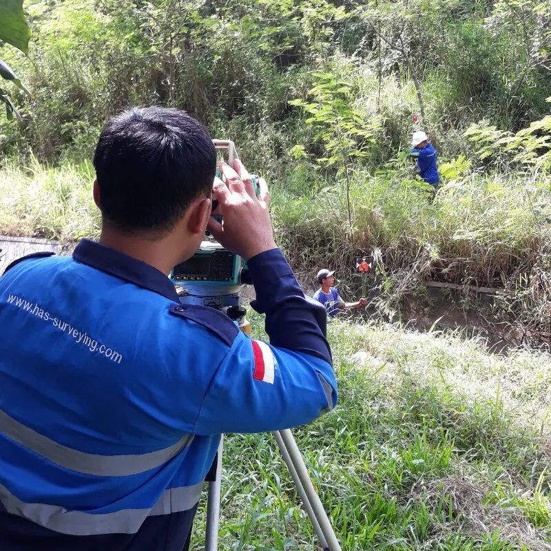 Proyek 13